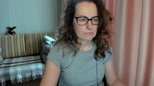 lauraoven online show from 03/14/26, 08:31