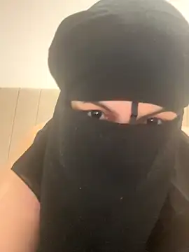 Snapshot of Marocainegroscul chatting on 01/07/26, 10:34 Marocainegroscul online show from 01/07/26, 10:34