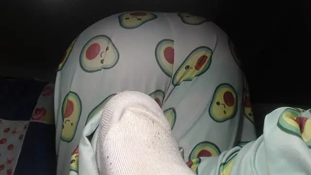 prettyangelsquirt online show from 12/04/25, 08:28