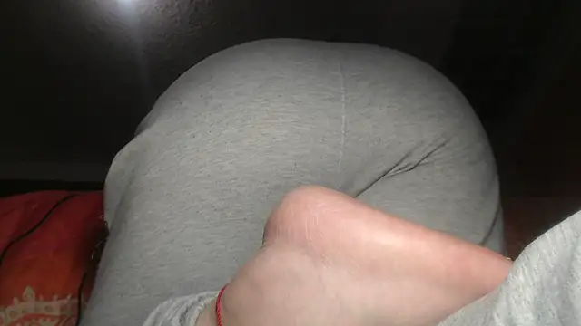 prettyangelsquirt online show from 12/19/25, 12:50