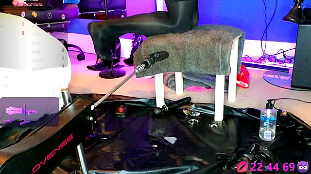 Snapshot of Kinky_JXD chatting on 02/22/25, 03:47 Kinky JXD online show from 02/22/25, 03:47