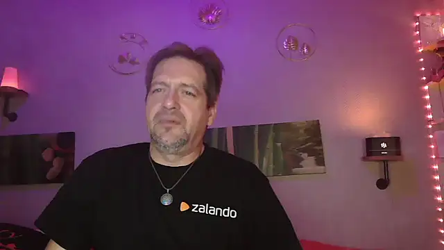 Snapshot of matrikes1 chatting on 02/07/25, 09:58 matrikes1 online show from 02/07/25, 09:58