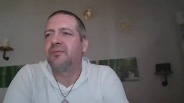 Snapshot of matrikes1 chatting on 02/09/25, 01:46 matrikes1 online show from 02/09/25, 01:46