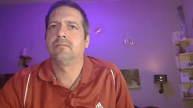 Snapshot of matrikes1 chatting on 03/19/25, 07:38 matrikes1 online show from 03/19/25, 07:38