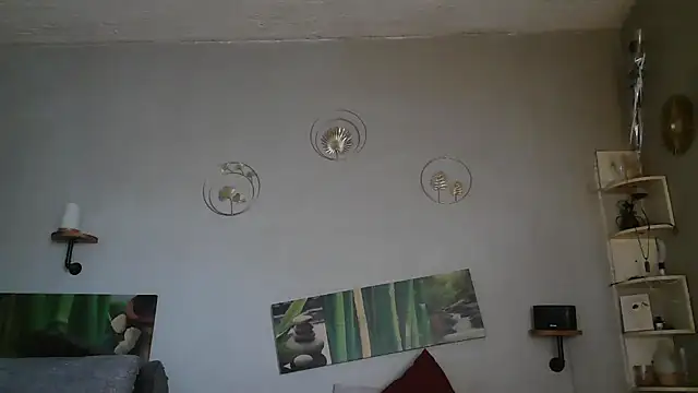 Snapshot of matrikes1 chatting on 09/09/25, 05:01 matrikes1 online show from 09/09/25, 05:01