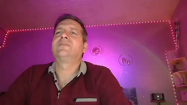 Snapshot of matrikes1 chatting on 03/21/26, 06:22 matrikes1 online show from 03/21/26, 06:22