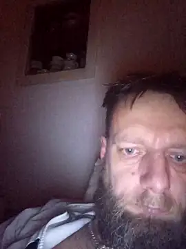 Snapshot of Kw8585kw chatting on 12/17/25, 04:51 Kw8585kw online show from 12/17/25, 04:51