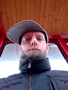 Snapshot of Kw8585kw chatting on 12/22/25, 09:39 Kw8585kw online show from 12/22/25, 09:39