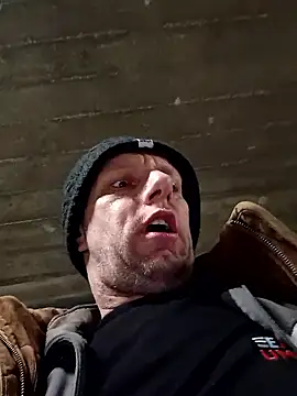 Snapshot of Kw8585kw chatting on 01/13/26, 08:03 Kw8585kw online show from 01/13/26, 08:03