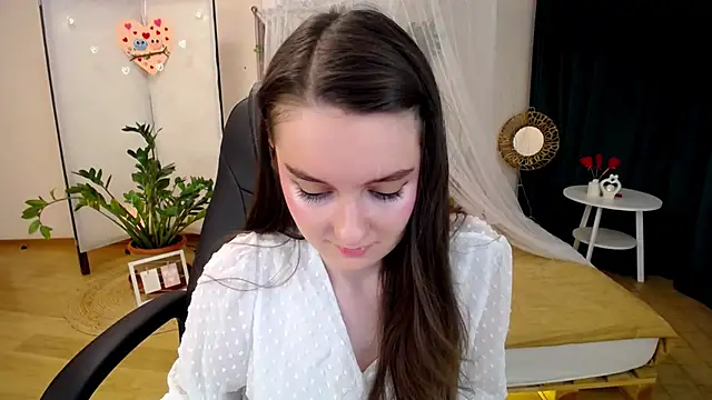 CloudGrace online show from 02/16/25, 09:27