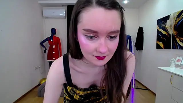 CloudGrace online show from 03/04/25, 03:22