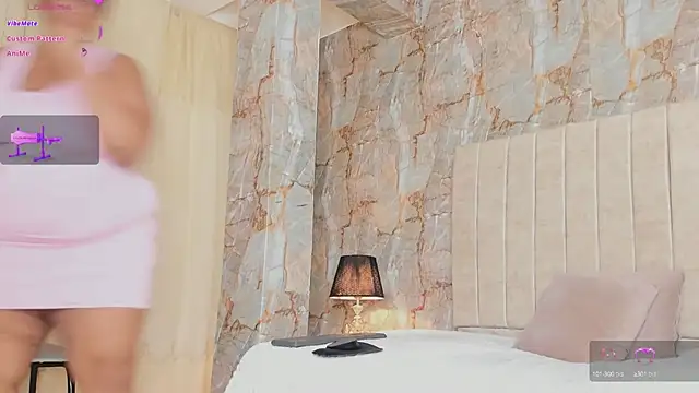 Snapshot of AranzaLatinBlacks chatting on 02/05/25, 03:09 AranzaLatinBlacks online show from 02/05/25, 03:09