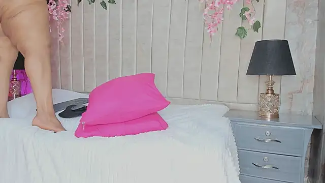 Snapshot of AranzaLatinBlacks chatting on 03/19/25, 09:27 AranzaLatinBlacks online show from 03/19/25, 09:27