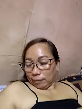 asianwet4u online show from 06/17/26, 07:44