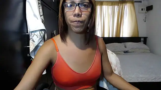 sensual nataliee online show from 02/25/25, 07:25