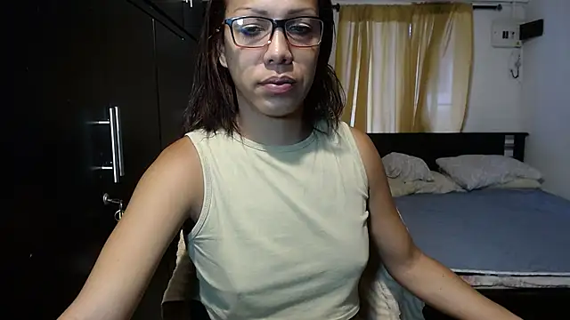 sensual nataliee online show from 03/03/25, 09:05