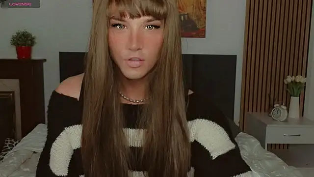 HelenSpellman online show from 05/05/26, 02:19