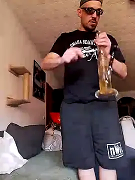 Snapshot of Codymc89 chatting on 03/04/26, 01:50 Codymc89 online show from 03/04/26, 01:50