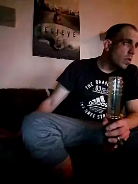 Snapshot of Codymc89 chatting on 03/09/26, 12:47 Codymc89 online show from 03/09/26, 12:47