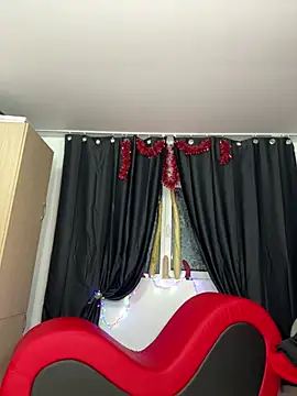 Snapshot of Alimela chatting on 01/30/25, 01:33 Alimela online show from 01/30/25, 01:33