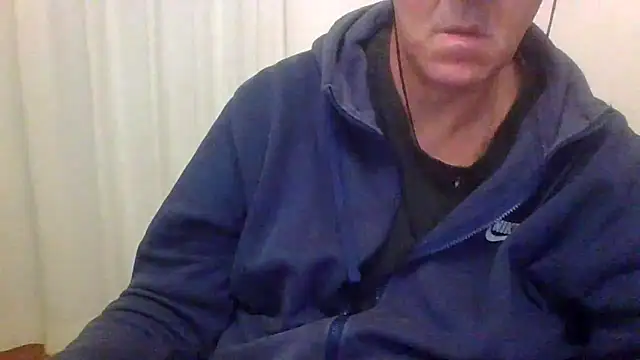 Snapshot of ANONIMO7735 chatting on 11/04/25, 05:56 ANONIMO7735 online show from 11/04/25, 05:56