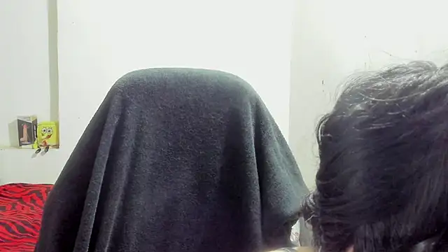 Snapshot of pink_dustt chatting on 03/03/26, 11:43 pink dustt online show from 03/03/26, 11:43