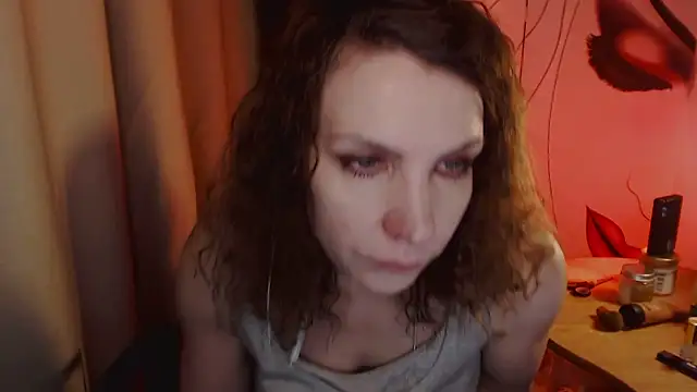 Snapshot of JohansonKatie chatting on 01/22/25, 03:52 JohansonKatie online show from 01/22/25, 03:52