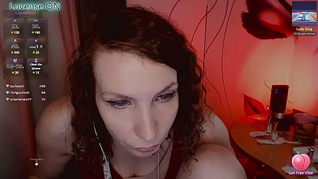 Snapshot of JohansonKatie chatting on 03/07/25, 03:40 JohansonKatie online show from 03/07/25, 03:40