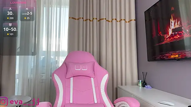 Eva JJ online show from 06/17/26, 02:58