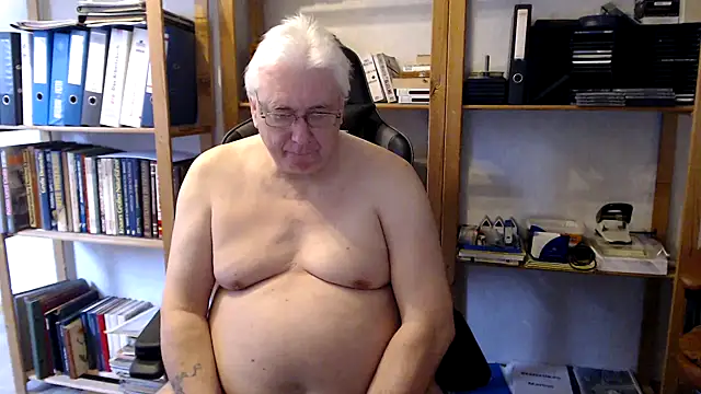 Snapshot of SchwanzhureXXL chatting on 02/01/26, 08:57 SchwanzhureXXL online show from 02/01/26, 08:57