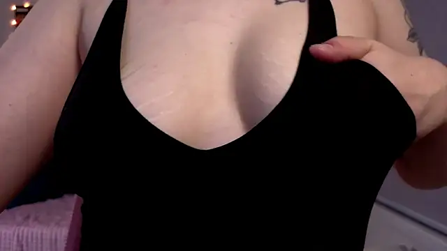 MilenaSaint online show from 03/12/25, 03:35