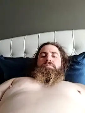 Snapshot of Pokietommy chatting on 10/22/25, 06:02 Pokietommy online show from 10/22/25, 06:02