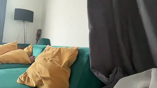 Iris cherry online show from 01/13/26, 12:21