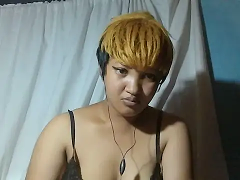 AVRILA online show from 11/27/25, 06:15