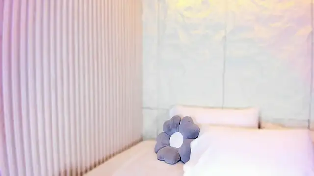naughty flower18 online show from 06/26/26, 07:07