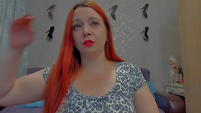 Snapshot of emilianna666 chatting on 12/04/24, 09:51 emilianna666 online show from 12/04/24, 09:51