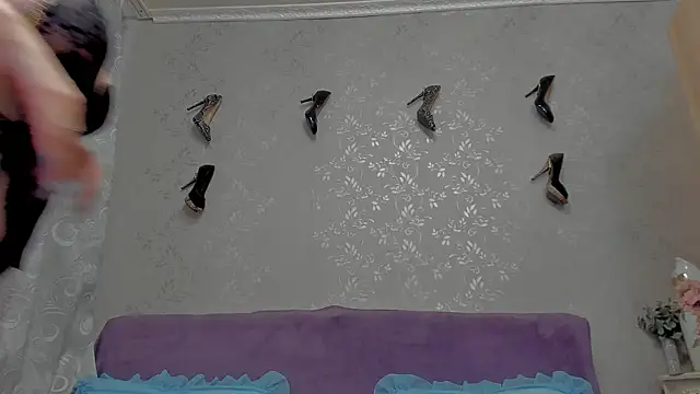 Snapshot of emilianna666 chatting on 01/08/25, 01:09 emilianna666 online show from 01/08/25, 01:09