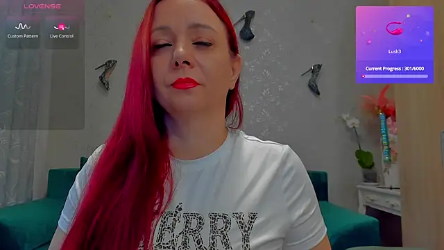 Snapshot of emilianna666 chatting on 11/04/25, 12:37 emilianna666 online show from 11/04/25, 12:37