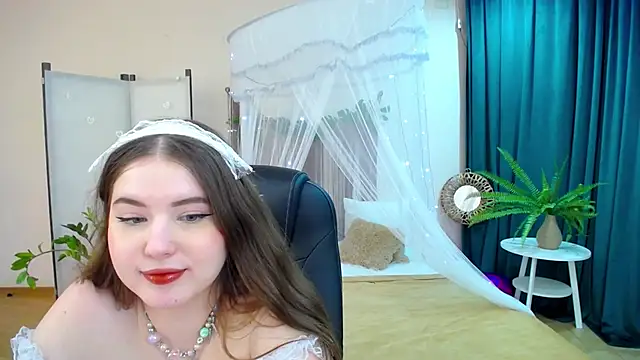 NicoleFoxery online show from 03/12/25, 12:31