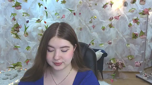 Snapshot of NicoleFoxery chatting on 03/20/26, 08:25 NicoleFoxery online show from 03/20/26, 08:25