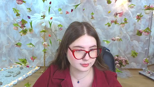 Snapshot of NicoleFoxery chatting on 04/05/26, 06:16 NicoleFoxery online show from 04/05/26, 06:16