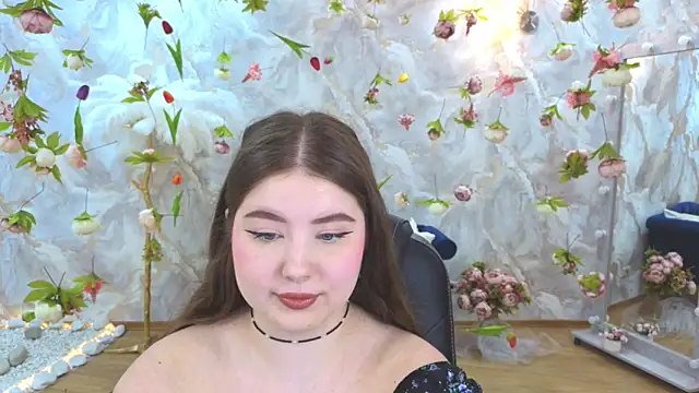 Snapshot of NicoleFoxery chatting on 04/17/26, 06:22 NicoleFoxery online show from 04/17/26, 06:22