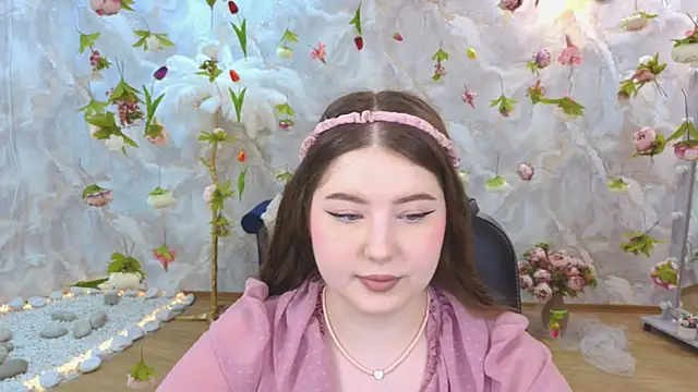NicoleFoxery online show from 06/09/26, 03:40