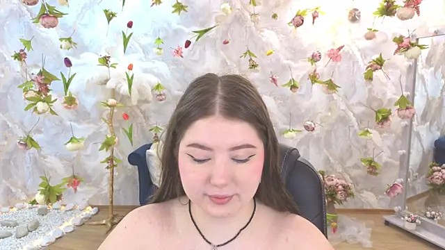 NicoleFoxery online show from 06/21/26, 06:21