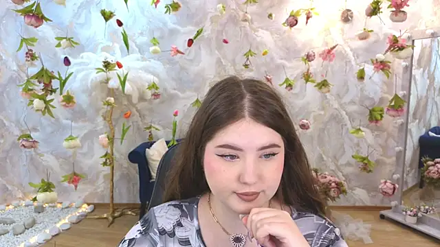NicoleFoxery online show from 06/27/26, 06:24