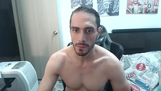 Snapshot of samuelgarcia_ chatting on 12/24/24, 07:06 samuelgarcia online show from 12/24/24, 07:06