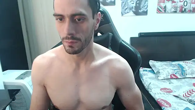 Snapshot of samuelgarcia_ chatting on 12/31/24, 07:10 samuelgarcia online show from 12/31/24, 07:10