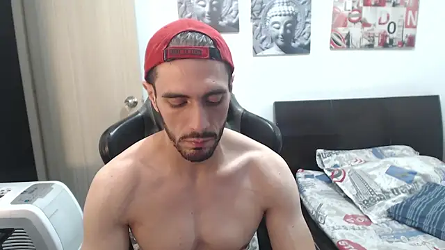 Snapshot of samuelgarcia_ chatting on 01/11/25, 02:20 samuelgarcia online show from 01/11/25, 02:20