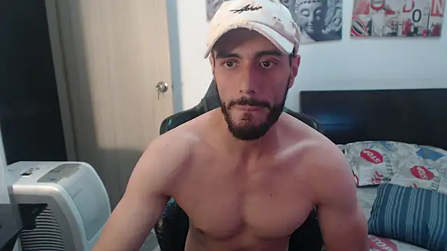 Snapshot of samuelgarcia_ chatting on 03/05/25, 08:00 samuelgarcia online show from 03/05/25, 08:00