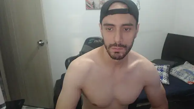 Snapshot of samuelgarcia_ chatting on 09/10/25, 07:19 samuelgarcia online show from 09/10/25, 07:19